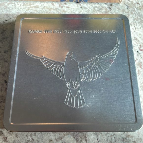 Millennium keepsake stamps set - Picture 4 of 4